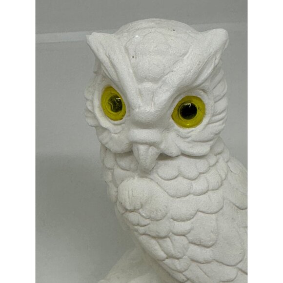 VTG Alabaster White Owl Figurines Yellow Eyes Set of 2 Italy Mid Century 3.5"x4" - Picture 10 of 10